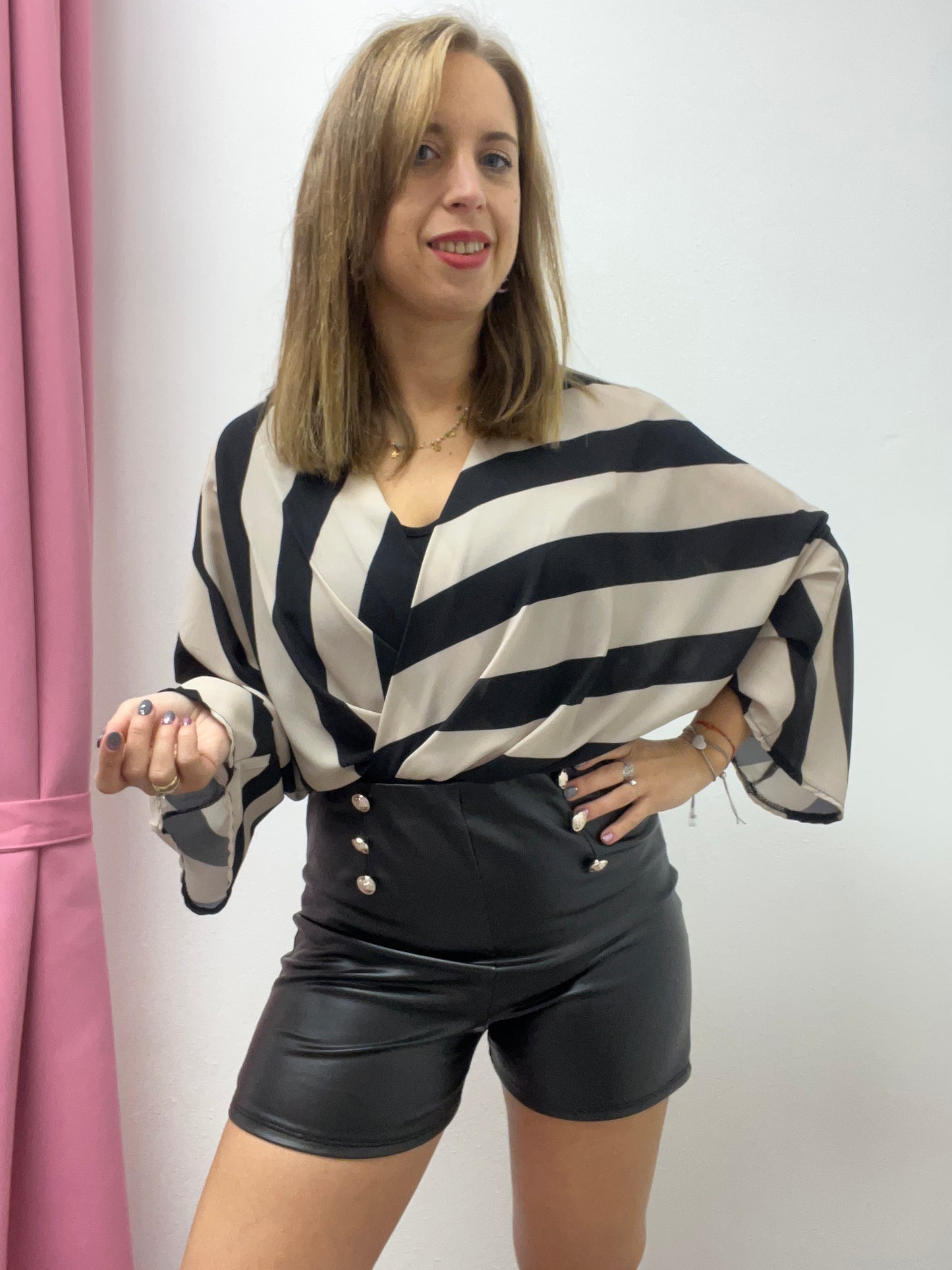 Short ecopelle bottoni - abbigliamento - Stilosa