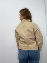 Carica l&#39;immagine nel visualizzatore di Gallery, Trench doppiopetto corto - abbigliamento - Artigli
