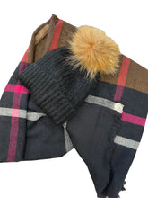 Carica l&#39;immagine nel visualizzatore di Gallery, Berretto ponpon grande - Accessori - Stilosa
