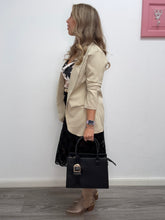 Carica l'immagine nel visualizzatore di Gallery, Gonna pizzo asimmetrica - abbigliamento - Stilosa
