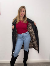 Carica l'immagine nel visualizzatore di Gallery, Trench lungo nero interno maculato - abbigliamento - Stilosa
