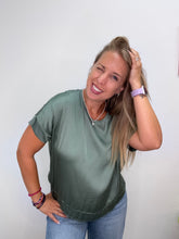 Carica l'immagine nel visualizzatore di Gallery, Maglia over con profilo in raso - abbigliamento - Stilosa
