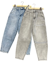 Carica l'immagine nel visualizzatore di Gallery, Jeans baloon easy - abbigliamento - Stilosa
