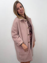 Carica l&#39;immagine nel visualizzatore di Gallery, Cappotto pelosetto con collo - abbigliamento - Stilosa
