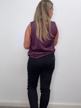 Carica l'immagine nel visualizzatore di Gallery, Jeans skinny con paillettes - abbigliamento - Artigli
