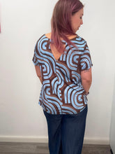 Carica l'immagine nel visualizzatore di Gallery, Maglia jersey optical con cerchio -  -
