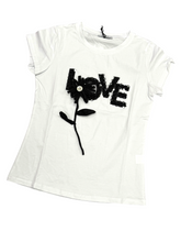 Carica l'immagine nel visualizzatore di Gallery, T-shirt 026 applicazioni LOVE - abbigliamento - Stilosa
