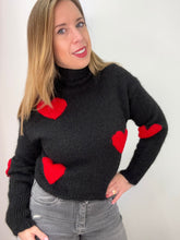 Carica l'immagine nel visualizzatore di Gallery, Maglioncino cuori ricamati - abbigliamento - Stilosa
