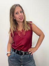 Carica l&#39;immagine nel visualizzatore di Gallery, Canotta raso scollo pizzo - abbigliamento - Stilosa
