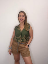 Carica l&#39;immagine nel visualizzatore di Gallery, Short con elastico e cintura - abbigliamento - Stilosa
