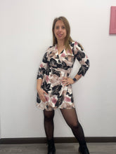 Carica l&#39;immagine nel visualizzatore di Gallery, Tubino jersey fiori drappeggio - abbigliamento - Stilosa
