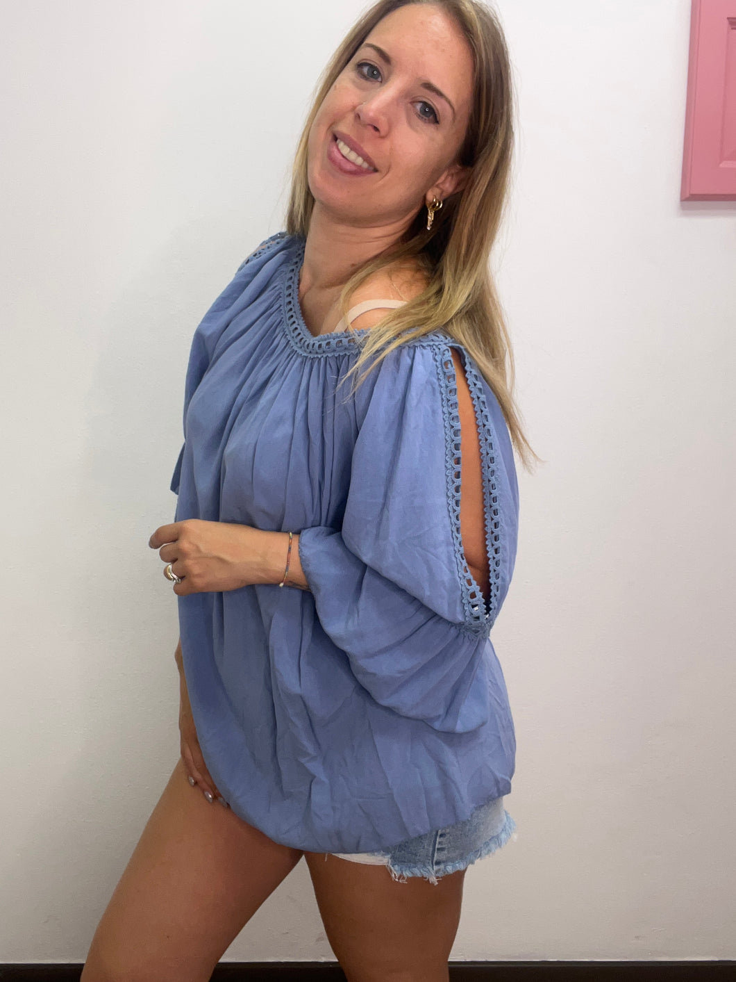 Maglia ricami con spalle scoperte - abbigliamento - Stilosa
