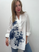 Carica l&#39;immagine nel visualizzatore di Gallery, Blusa scollo V e stampa - abbigliamento - Jiveley

