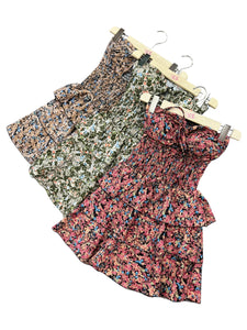 Abito fiorito con coppe e balze - abbigliamento - Stilosa