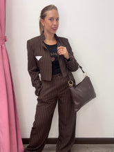 Carica l&#39;immagine nel visualizzatore di Gallery, Completo gessato taschino - abbigliamento - Stilosa
