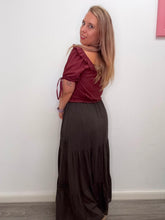 Carica l'immagine nel visualizzatore di Gallery, Gonna lunga con inserti pizzo - abbigliamento - Stilosa
