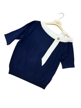 Carica l'immagine nel visualizzatore di Gallery, Maglia bicolore con scollo asimmetrico - abbigliamento - Artigli
