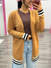 Carica l'immagine nel visualizzatore di Gallery, Cardigan con contrasti maniche e fondo - abbigliamento - Jiveley

