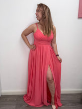 Carica l'immagine nel visualizzatore di Gallery, Abito lungo con coppa e baschina drappeggiate - abbigliamento - Artigli
