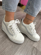 Carica l&#39;immagine nel visualizzatore di Gallery, Sneakers zeppa dettaglio - Scarpe - Stilosa
