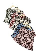 Carica l'immagine nel visualizzatore di Gallery, Maglia jersey optical con cerchio -  -
