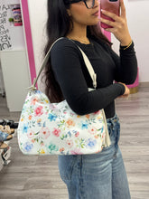 Carica l'immagine nel visualizzatore di Gallery, Borsa spalla fiorita - Borsa - Stilosa
