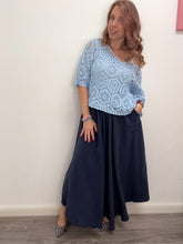 Carica l'immagine nel visualizzatore di Gallery, Gonna con tasche viscosa - abbigliamento - Stilosa
