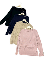 Carica l'immagine nel visualizzatore di Gallery, Maglia scollo barca con bottoni -  - Stilosa
