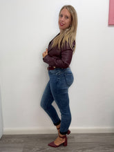 Carica l'immagine nel visualizzatore di Gallery, Giacca corta in ecopelle - abbigliamento - Artigli
