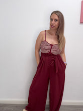 Carica l'immagine nel visualizzatore di Gallery, Tuta corpetto righe ricamate - abbigliamento - Stilosa
