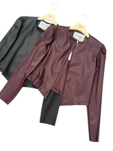 Carica l&#39;immagine nel visualizzatore di Gallery, Giacca ecopelle corta senza collo - abbigliamento - Artigli
