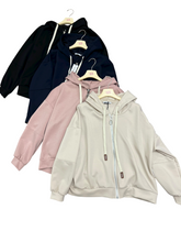 Carica l'immagine nel visualizzatore di Gallery, Felpa zip con ciondolo - abbigliamento - Stilosa
