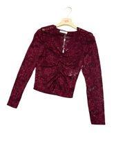 Carica l'immagine nel visualizzatore di Gallery, Maglia in pizzo Scollo a V - abbigliamento - Artigli
