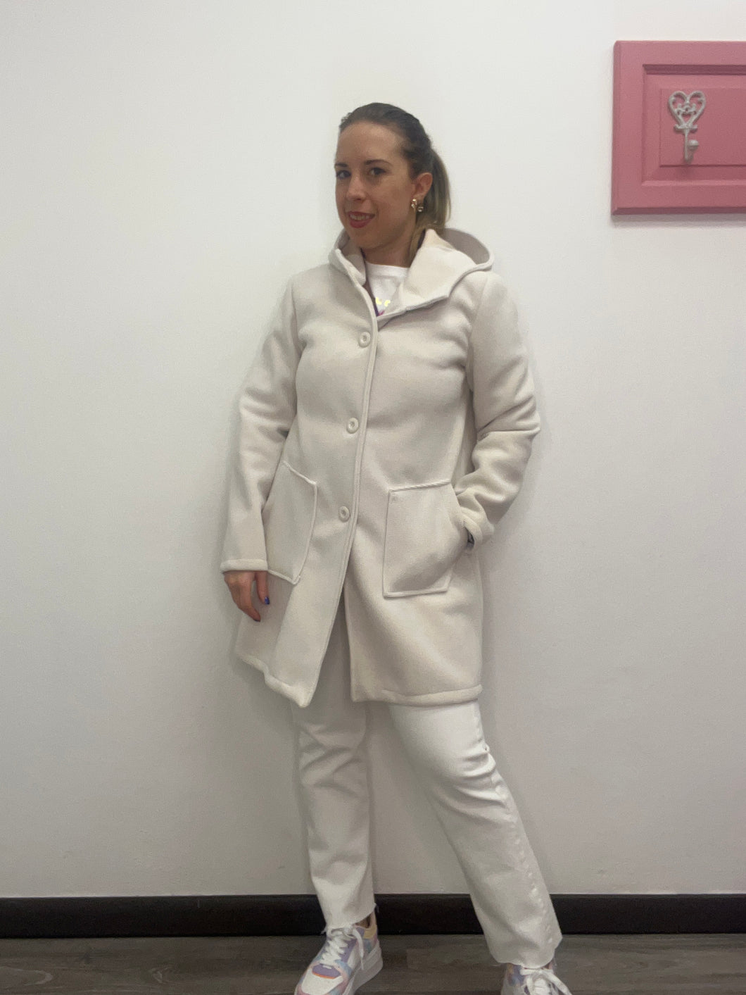 Cappotto lavorato con cappuccio - abbigliamento - Stilosa
