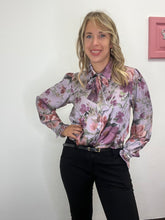 Carica l&#39;immagine nel visualizzatore di Gallery, Camicia fantasia fiorita - abbigliamento - Artigli
