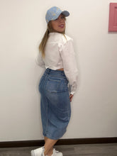 Carica l&#39;immagine nel visualizzatore di Gallery, Gonna denim midi spacco - abbigliamento - Stilosa
