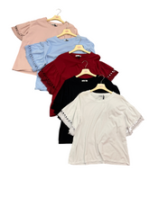 Carica l'immagine nel visualizzatore di Gallery, T-shirt profili ricamati - abbigliamento - Stilosa
