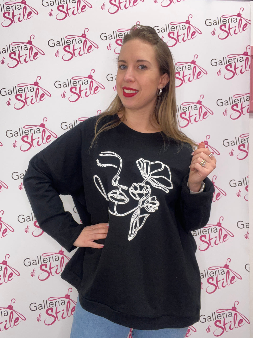 Maglia volto fiori - abbigliamento - Stilosa