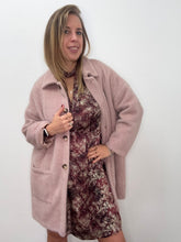 Carica l&#39;immagine nel visualizzatore di Gallery, Cappotto pelosetto con collo - abbigliamento - Stilosa
