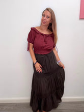 Carica l'immagine nel visualizzatore di Gallery, Gonna lunga con inserti pizzo - abbigliamento - Stilosa
