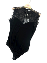 Carica l'immagine nel visualizzatore di Gallery, Body con pizzo nero - abbigliamento - Artigli
