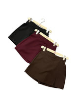 Carica l&#39;immagine nel visualizzatore di Gallery, Short/gonna spacco - abbigliamento - Stilosa
