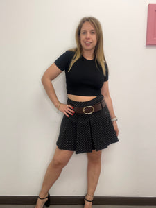 Gonna corta con piegoni e cintura - abbigliamento - Stilosa