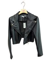 Carica l'immagine nel visualizzatore di Gallery, Chiodo ecopelle con zip - abbigliamento - Stilosa
