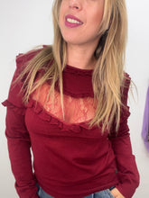 Carica l&#39;immagine nel visualizzatore di Gallery, Maglia girocollo con pizzo - abbigliamento - Artigli
