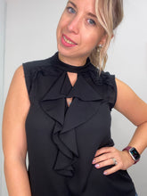 Carica l&#39;immagine nel visualizzatore di Gallery, Blusa smanicata con fusciacca pizzo - abbigliamento - Artigli
