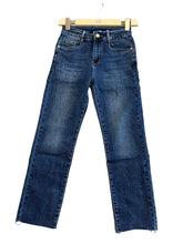 Carica l&#39;immagine nel visualizzatore di Gallery, Jeans sfrangiato curvy MOM - abbigliamento - Stilosa
