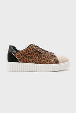 Carica l'immagine nel visualizzatore di Gallery, Sneakers maculata flat - Scarpe - Stilosa
