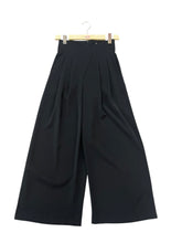 Carica l&#39;immagine nel visualizzatore di Gallery, Pantalone palazzo con pinces - abbigliamento - Artigli
