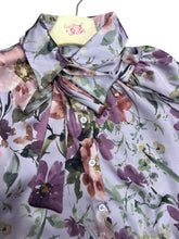 Carica l&#39;immagine nel visualizzatore di Gallery, Camicia fantasia fiorita - abbigliamento - Artigli
